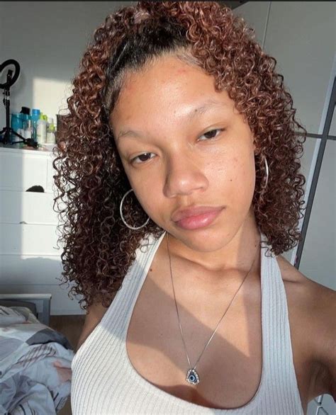 baddiehub porn|Lightskin baddie's Porn Videos .